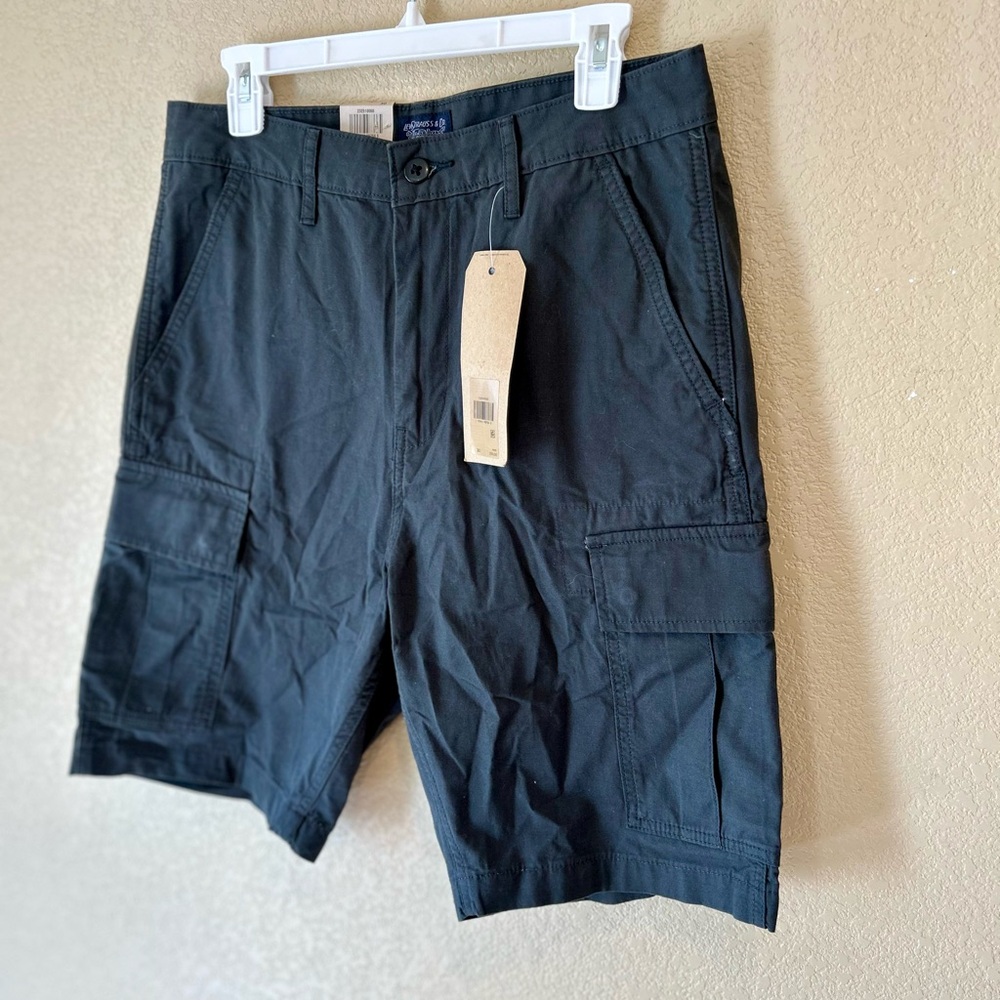 Levi's NWT Black Carrier Cargo Shorts for Men Size 30 - Picture 7 of 9
